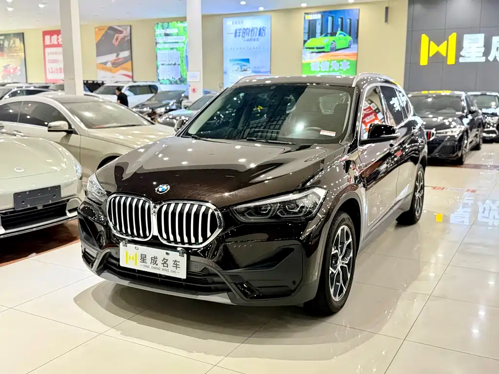 BMW X1 2022 — фото 2