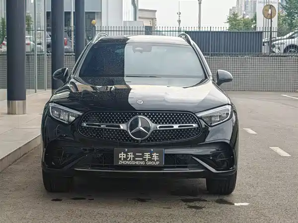 Mercedes-Benz GLC 2025