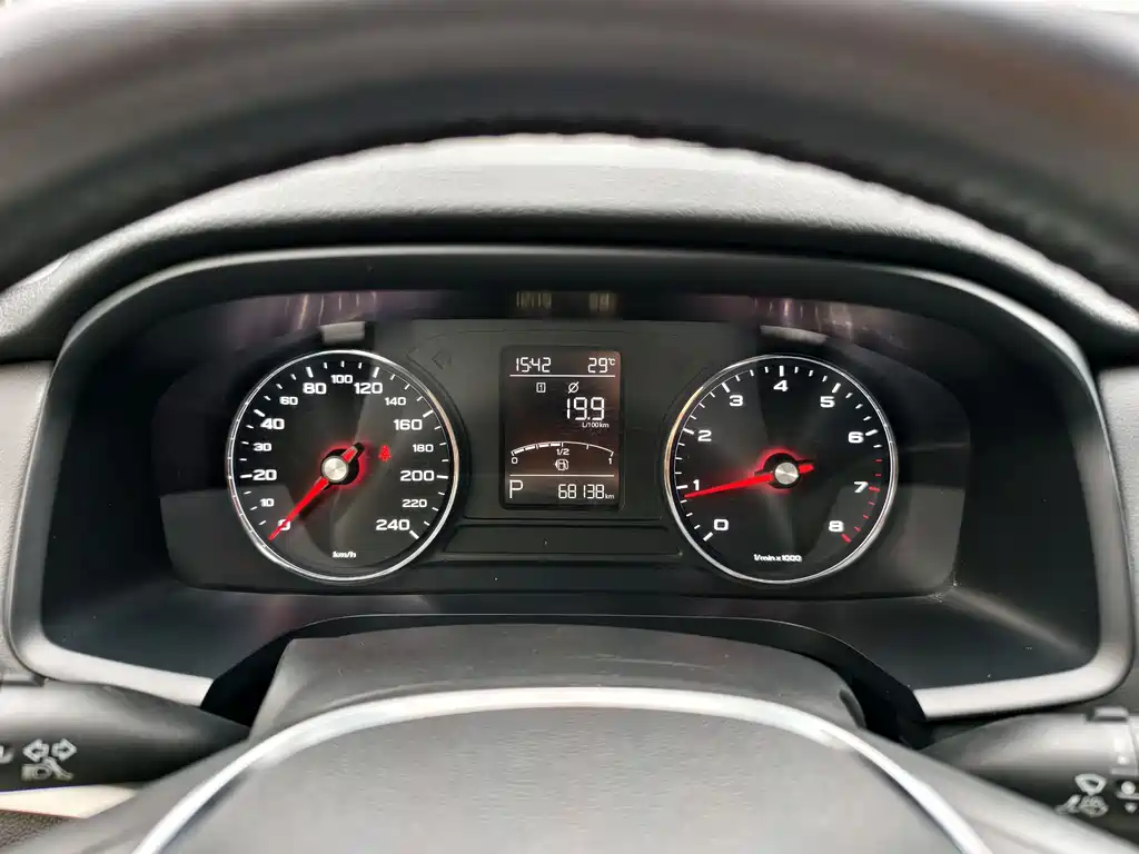 Roewe i6 Classic 2018 — фото 14