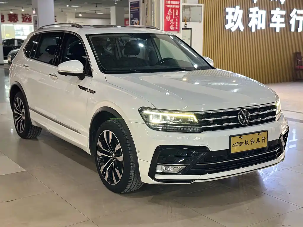 Volkswagen Tiguan L 2020 — фото 3