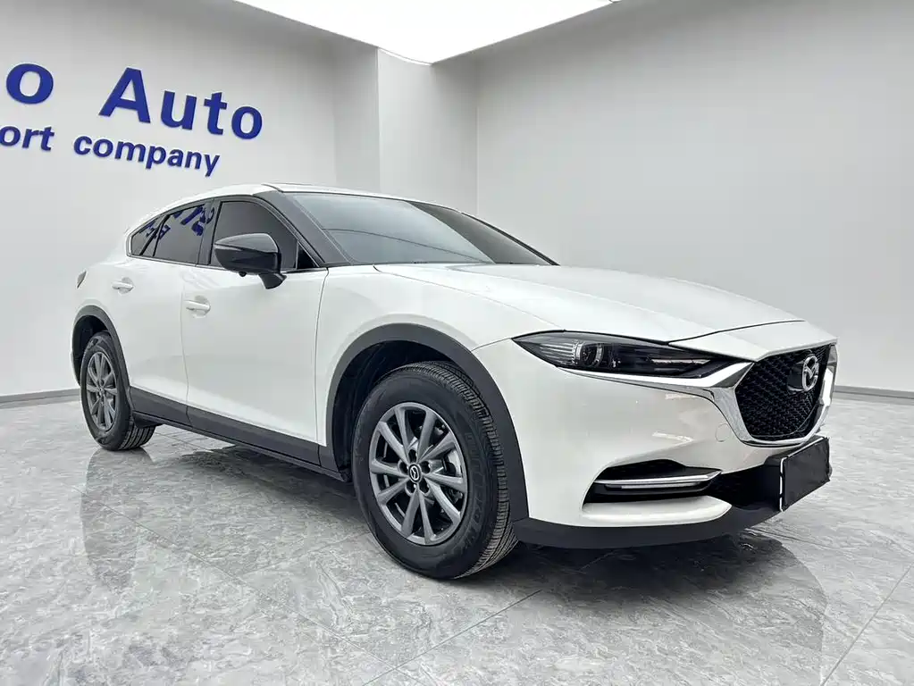 Mazda CX-4 2023