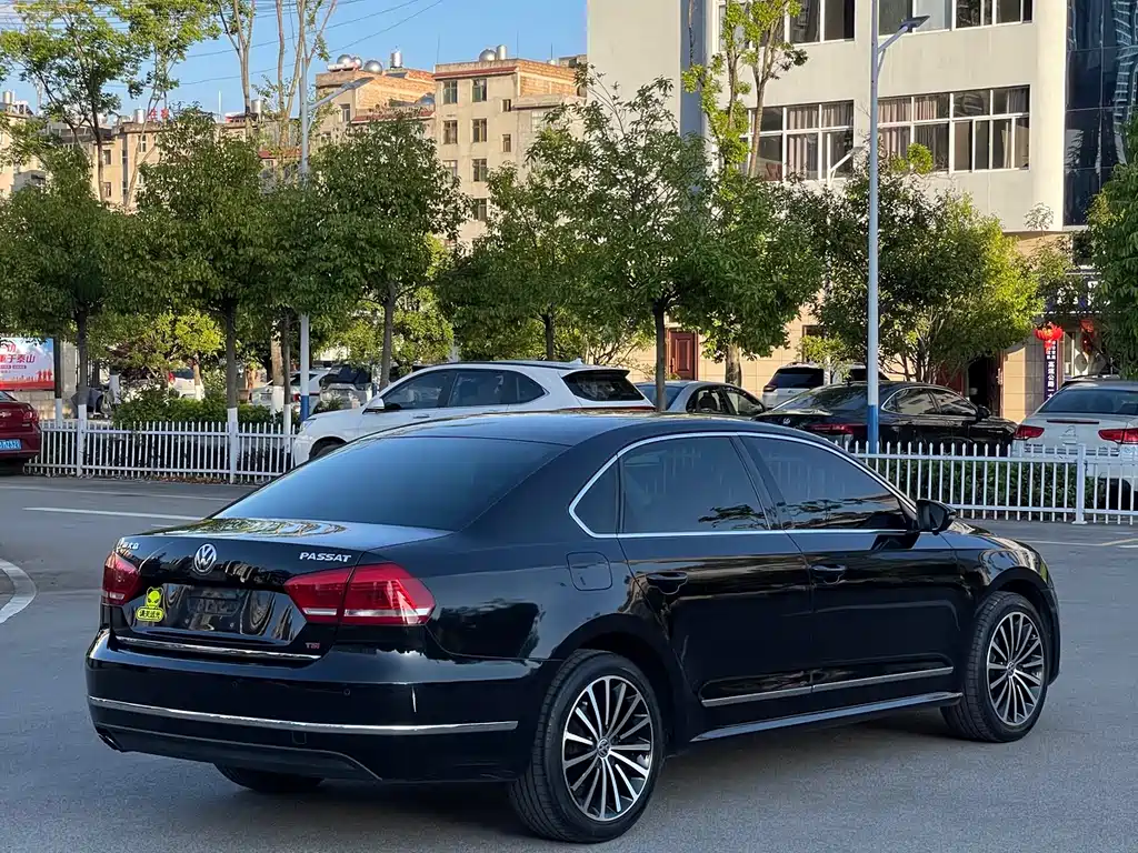 Volkswagen Passat 2015 — фото 8