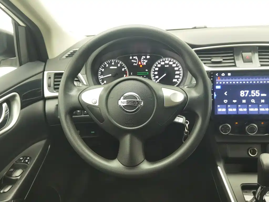 Nissan Sylphy 2025 — фото 11