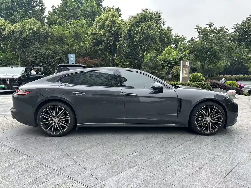 Porsche Panamera 2021 — фото 5