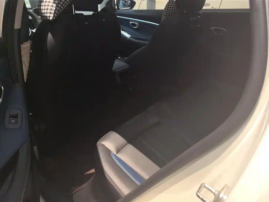GAC Motor Trumpchi GS3 2023 — фото 11