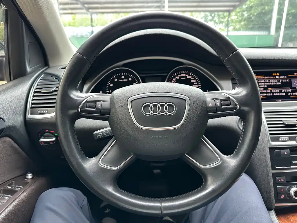Audi Q7 2014 — фото 19
