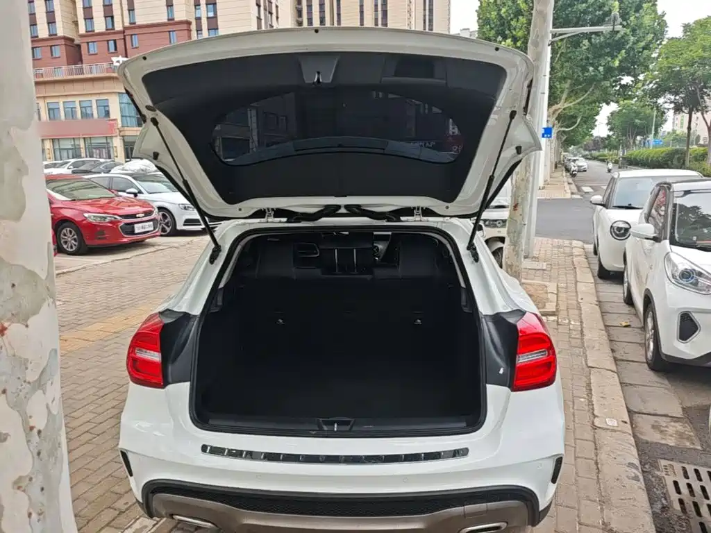 Mercedes-Benz GLA 2016 — фото 19