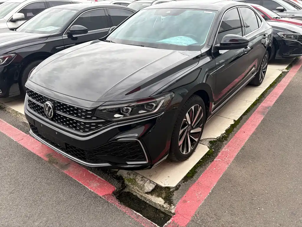Volkswagen Passat 2022