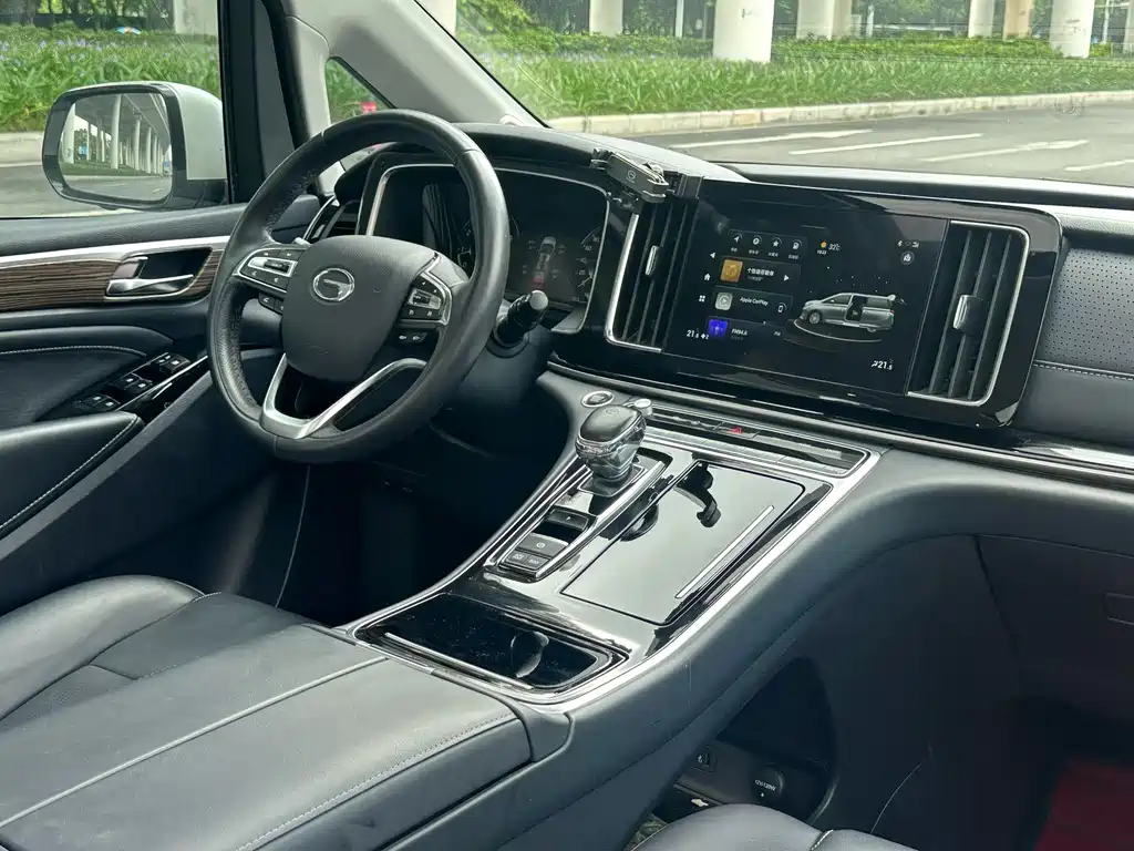 GAC Trumpchi M8 2022 — фото 2