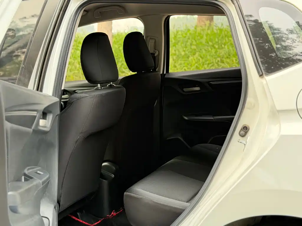 Honda Fit 2017 — фото 11