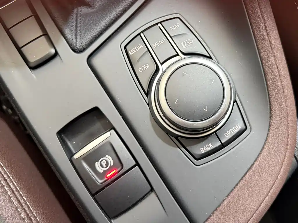 BMW X1 2023 — фото 15