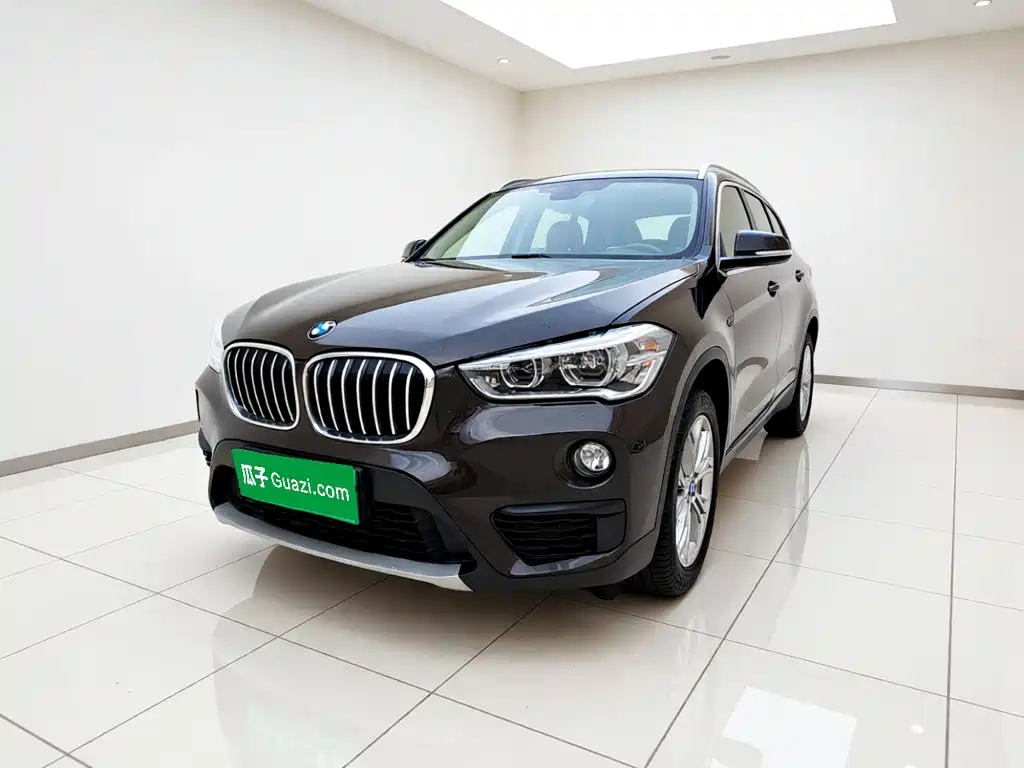 BMW X1 2018 — фото 1