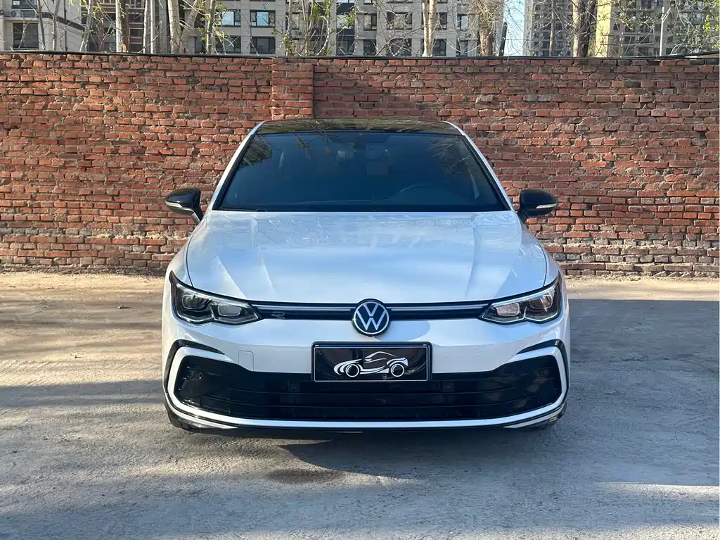 Volkswagen Golf 2023