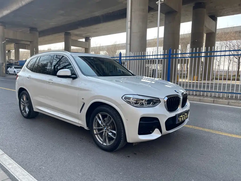 BMW X3 2021 — фото 3