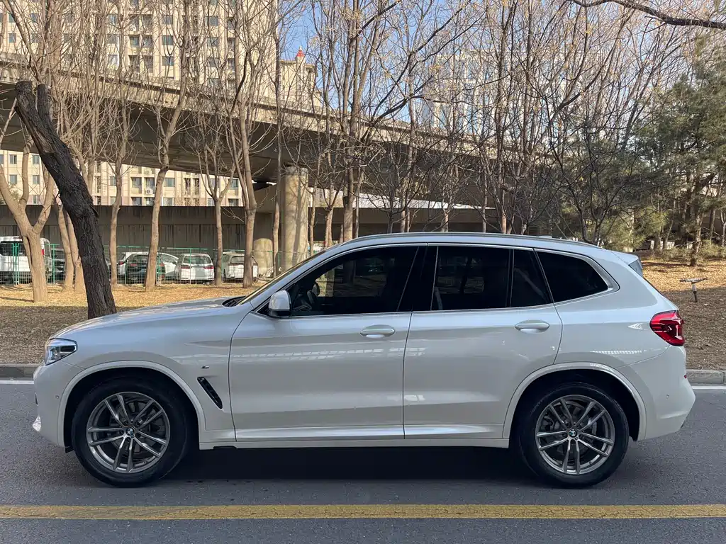 BMW X3 2021 — фото 4