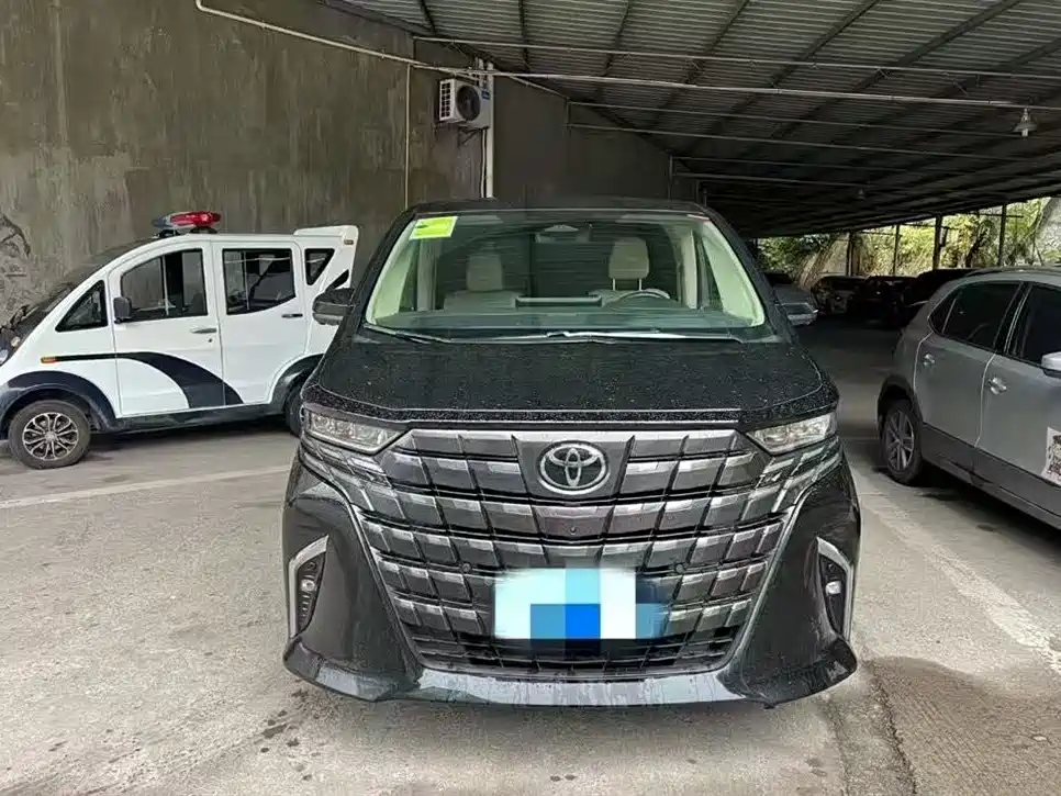 Toyota Alphard 2024 — фото 2