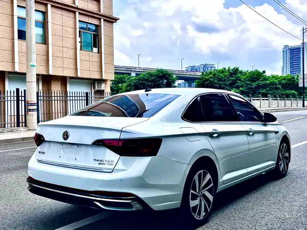 Volkswagen Sagitar 2023