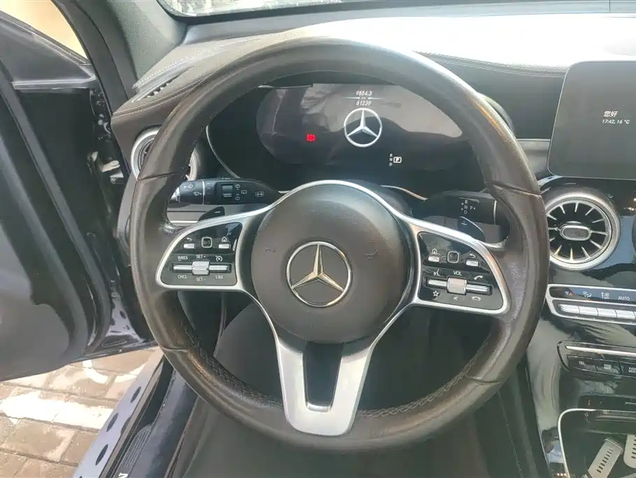 Mercedes-Benz GLC 2021 — фото 15