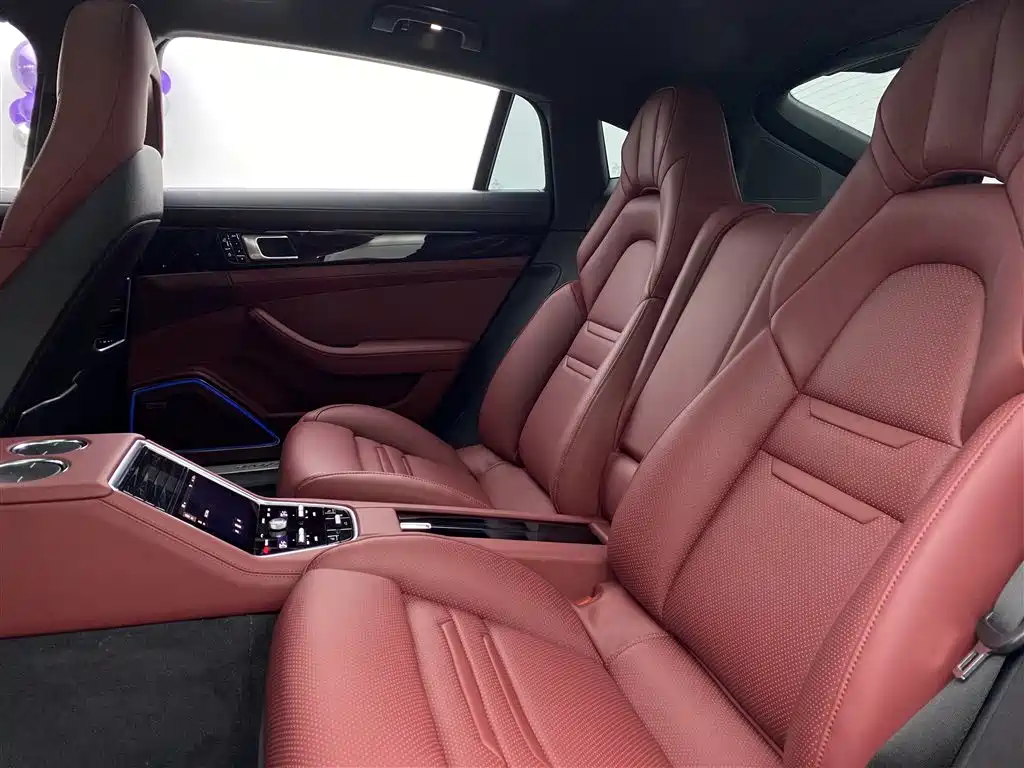 Porsche Panamera 2019 — фото 6