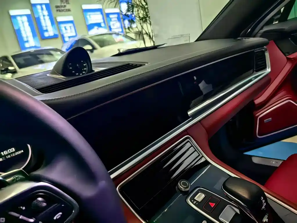 Porsche Panamera 2019 — фото 13