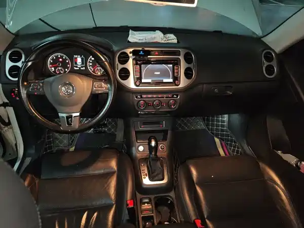 Volkswagen Tiguan 2015