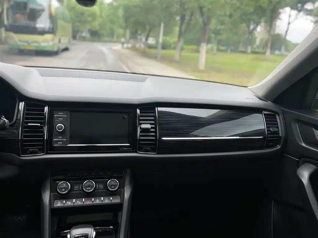 Skoda Kodiaq 2020 — фото 17