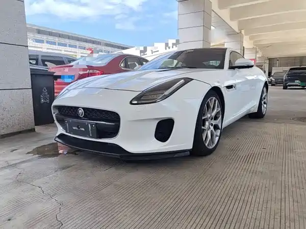 Jaguar F-TYPE 2019
