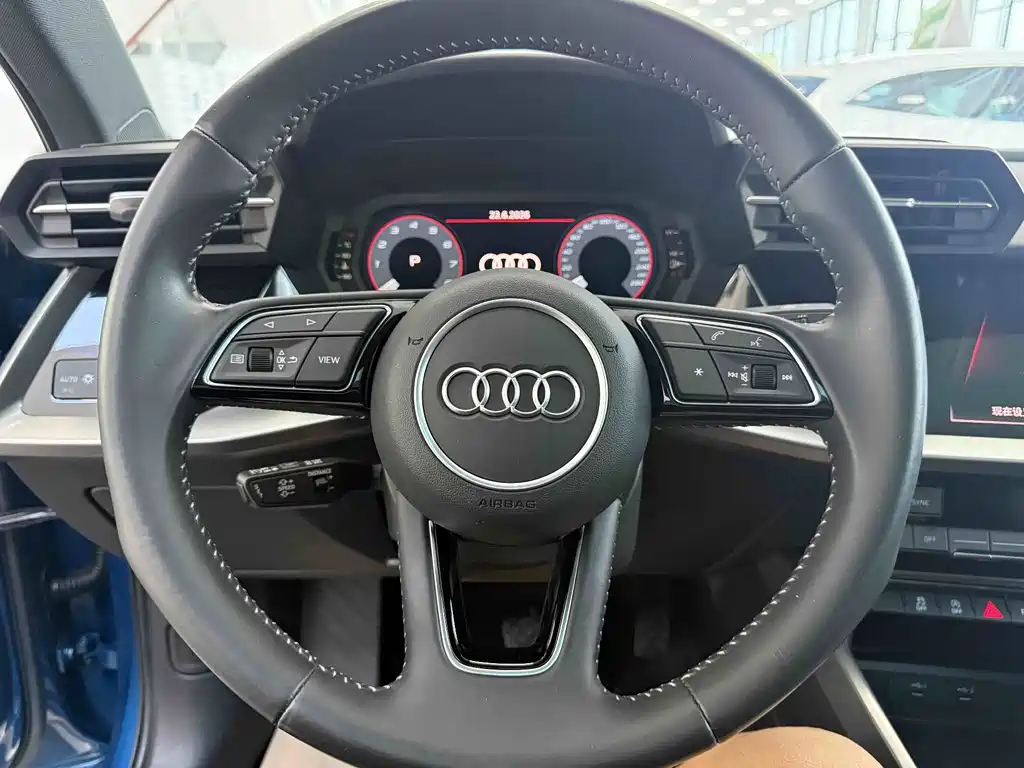 Audi A3 2022 — фото 12