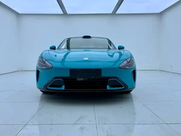 Xiaomi SU7 2025