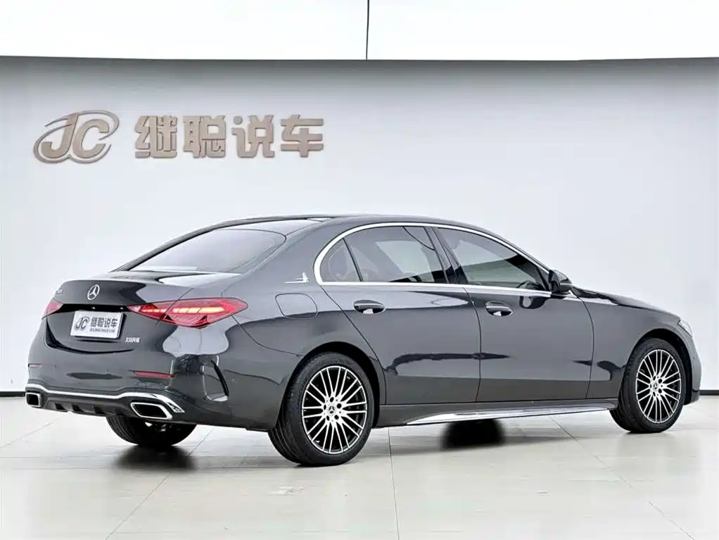Mercedes-Benz C-Class 2022