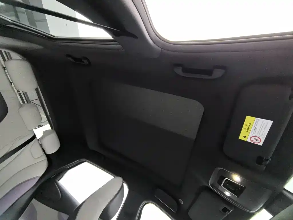 BYD Dolphin 2022 — фото 14