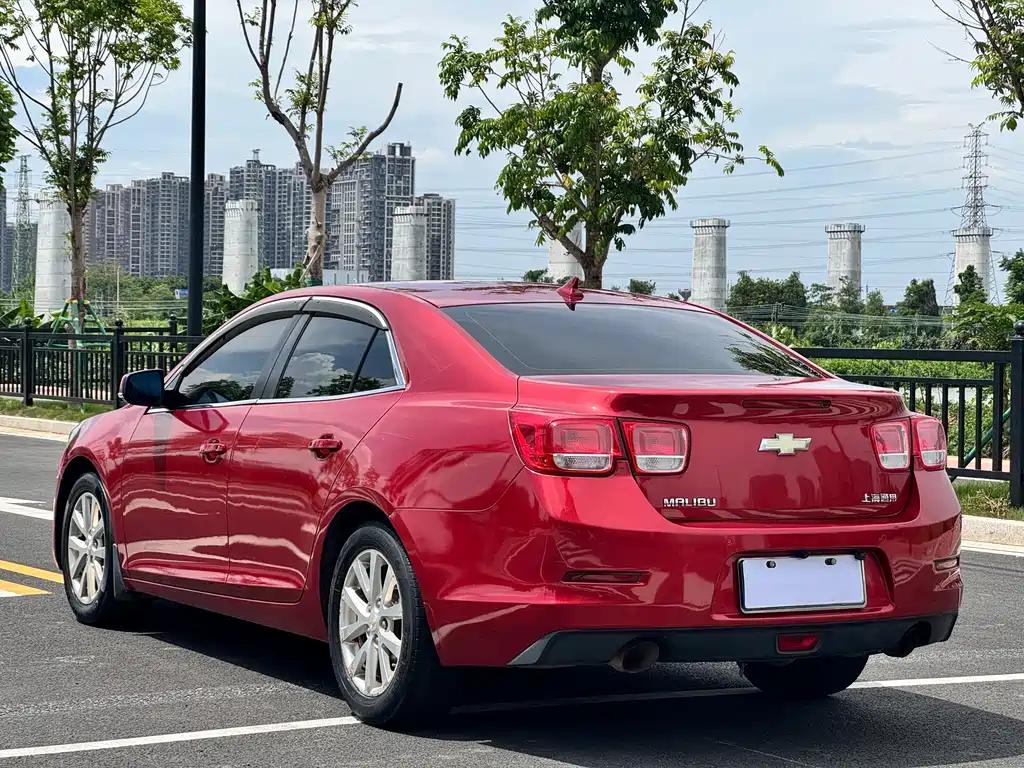 Chevrolet Malibu 2015 — фото 11