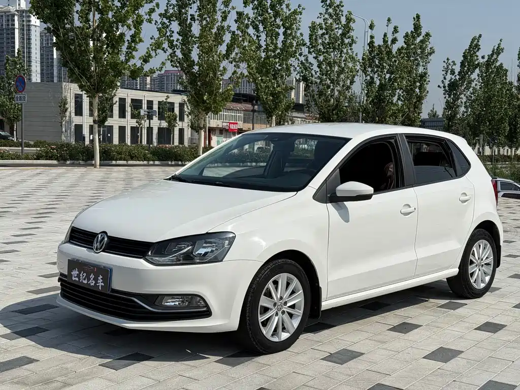 Volkswagen Polo 2015