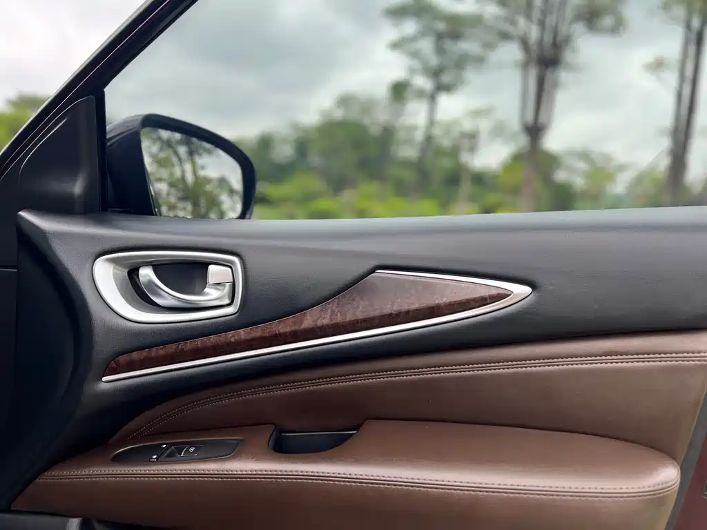 Infiniti QX60 2015 — фото 30