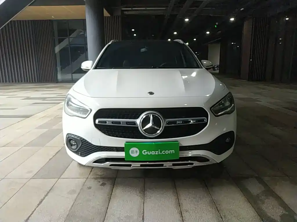 Mercedes-Benz GLA 2020