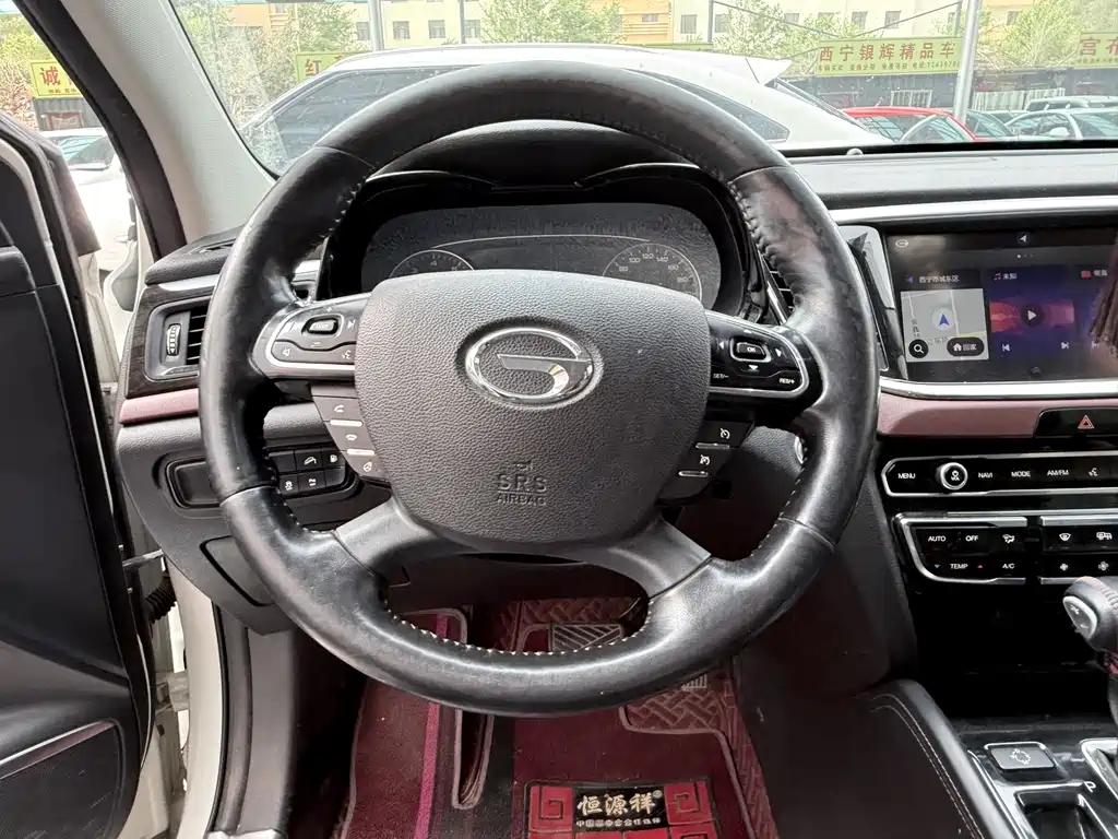 GAC Motor Trumpchi GS8 2018 — фото 13