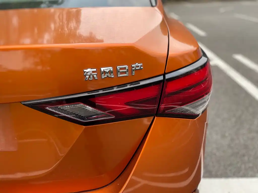 Nissan Sylphy 2020 — фото 15