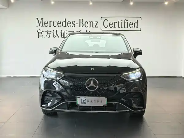 Mercedes-Benz EQE SUV 2025