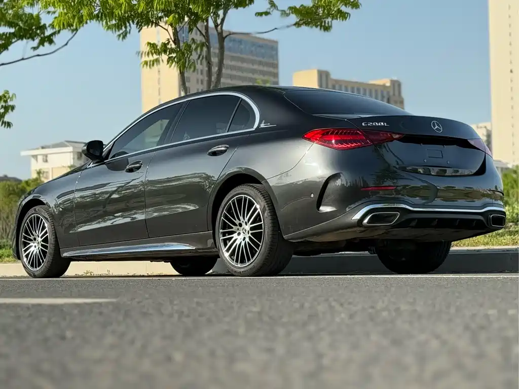 Mercedes-Benz C-Class 2023 — фото 15