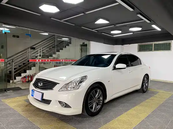 Infiniti G Series 2013