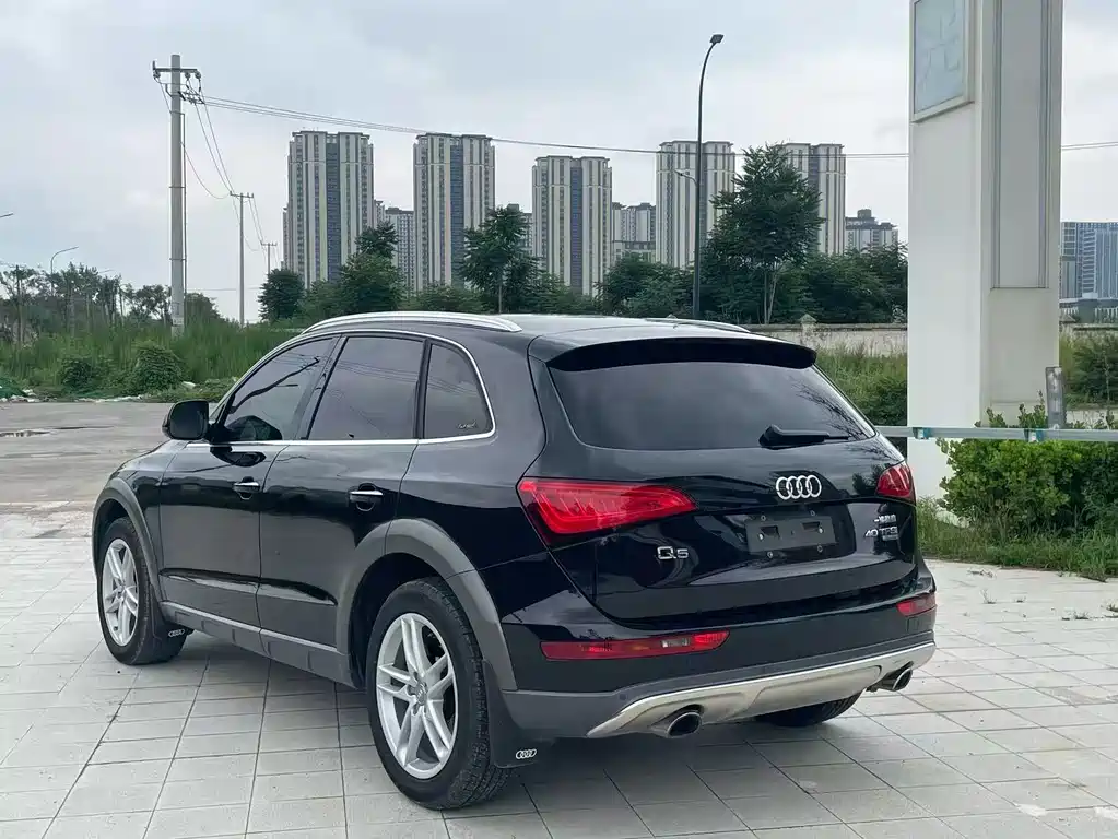 Audi Q5 2018 — фото 9