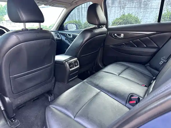Infiniti Q50L 2018