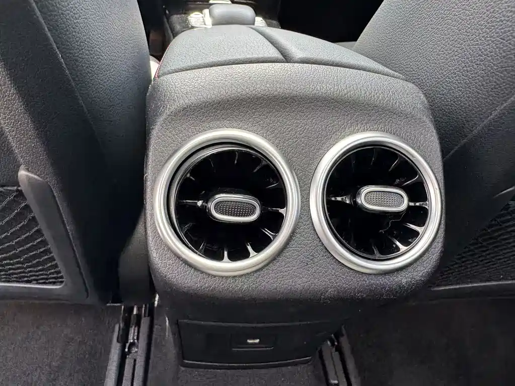 Mercedes-Benz A-Class 2023 — фото 14
