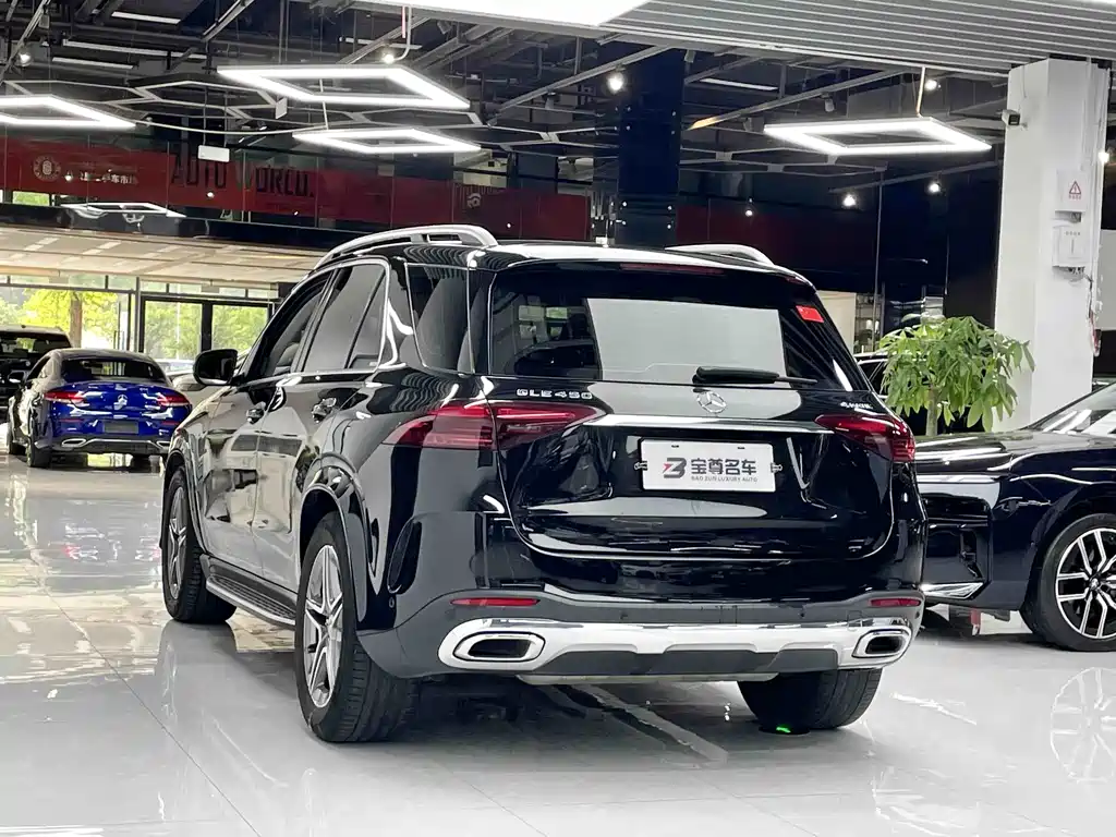Mercedes-Benz GLE 2024 — фото 17