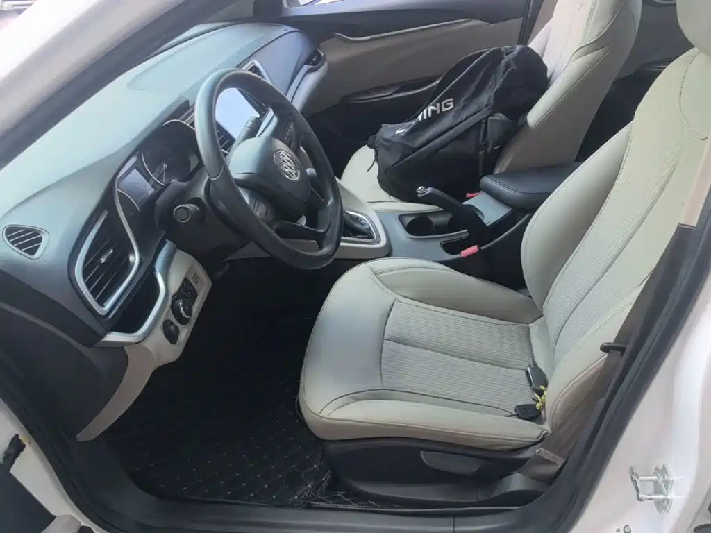 Buick Excelle GT 2017 — фото 15