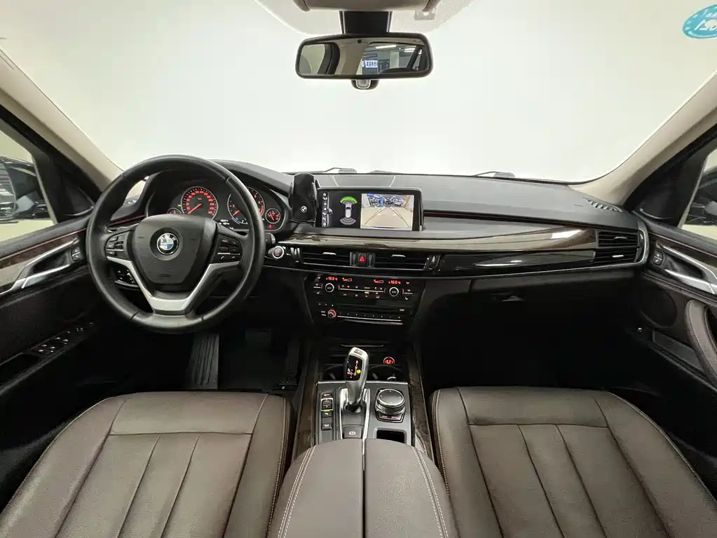 BMW X5 2016 — фото 13