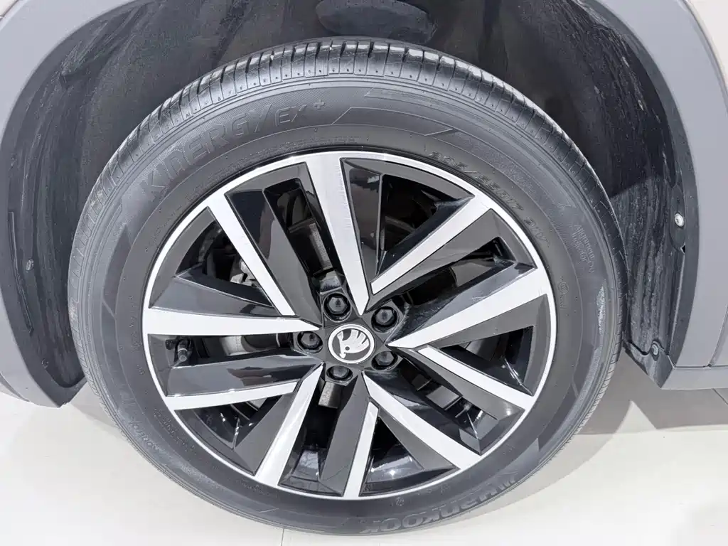 Skoda Kamiq 2023 — фото 16