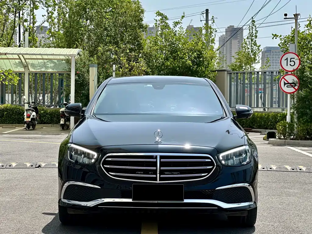 Mercedes-Benz E-Class 2021 — фото 3