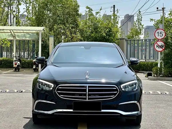 Mercedes-Benz E-Class 2021