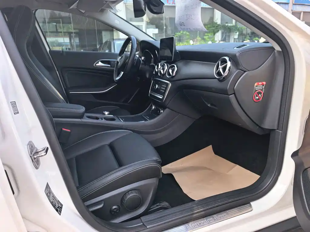 Mercedes-Benz GLA 2019 — фото 10